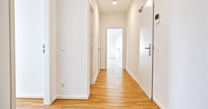 ostforum_leipzig-wohnung_mieten-pisa-flur