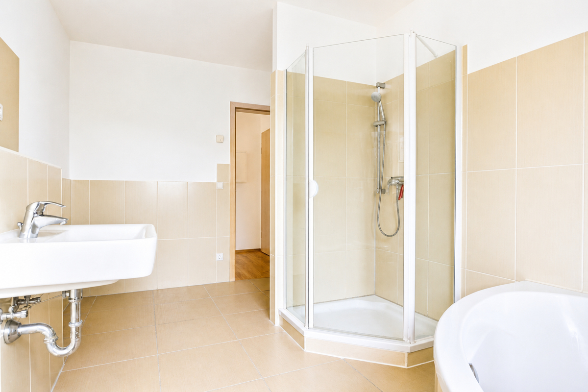 I großzügige 2-RW I Balkon I Wanne und Dusche I Fussbodenheizung I Klimaanlage I - Photo 3