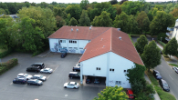 Luftbild - Traumhafte Lage für Ihren neuen Standort – flexible Gewerbeimmobilie über 2 Etagen