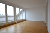 Wohnzimmer 1 - + Wunderschöner, denkmalgeschützter Altbau im Nordwesten von Leipzig +