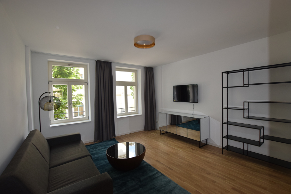 Frisch saniert! Tolle 3 Raumwohnung mit moderner Einbauküche. - Foto 2