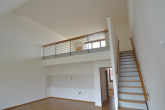 Wohnen - Blick in die Galerie - I spektakuläre Galeriewohnung im Zentrum I 2 Ebenen I Parkett I 2 Terrassen I