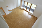 Galerie - Blick in Wohnzimmer - I spektakuläre Galeriewohnung im Zentrum I 2 Ebenen I Parkett I 2 Terrassen I