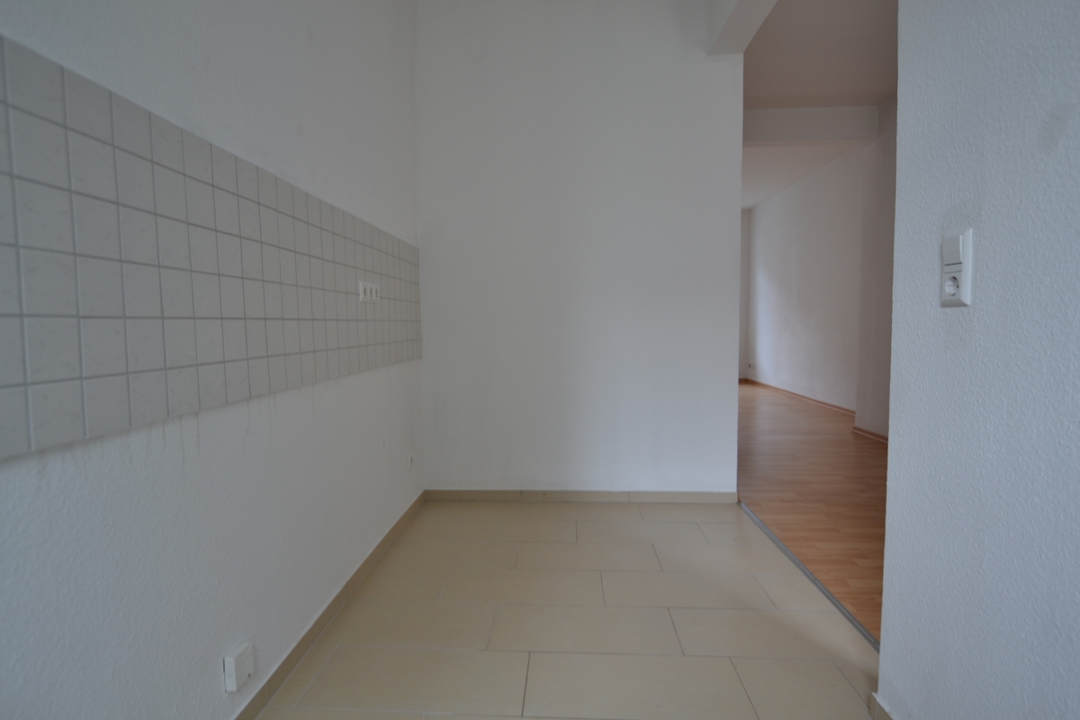 I Gemütliche 2-RW I ruhige und grüne Wohnlage I Laminatboden I Wannenbad I - Photo 1