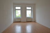 Zimmer - | Sichere Kapitalanlage in Leipzig-Gohlis | Vermieteter Altbau mit Stuck & Balkon |