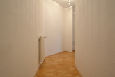 Flur - I WOHNEN im ZENTRUM I Einbauküche I Wanne u. Dusche I Lift I