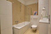 Bad - I in Renovierung I gemütliche 4-RW mit Balkon in Gohlis I hochwertige Einbauküche I modernes Bad + Gäste-WC I