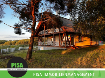 Ferienhaus in Nähe zur Ostsee! Tolles Reetdachhaus in Polen direkt im Gardna Park, 76-214 Gardna Wielka (Polen), Zweifamilienhaus