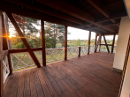 Terrasse - Ferienhaus in Nähe zur Ostsee! Tolles Reetdachhaus in Polen direkt im Gardna Park