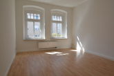 Schlafen - || 3-RW mit Wintergarten | Wannenbad | Laminat |
